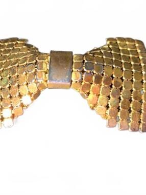 Brooch / Scarf Pin : Vintage jewelry / Gold / Woven / Bowtie / 2"